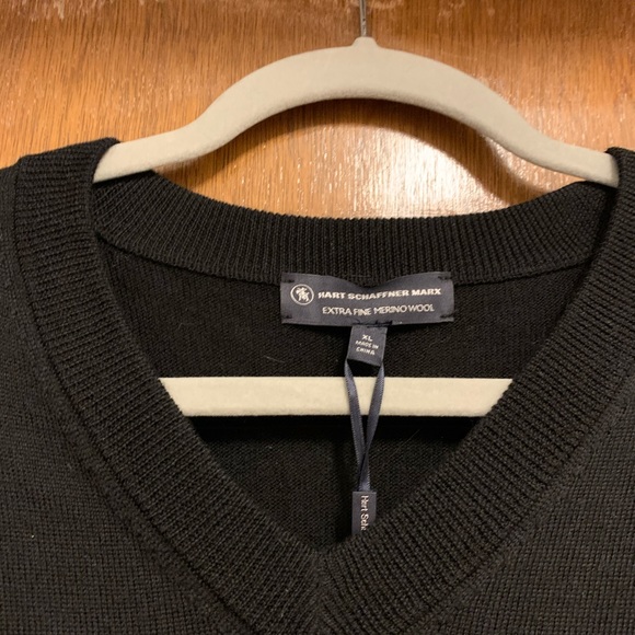 *NWT* Hart Schaffner Marx merino wool sweater vest - Picture 5 of 8